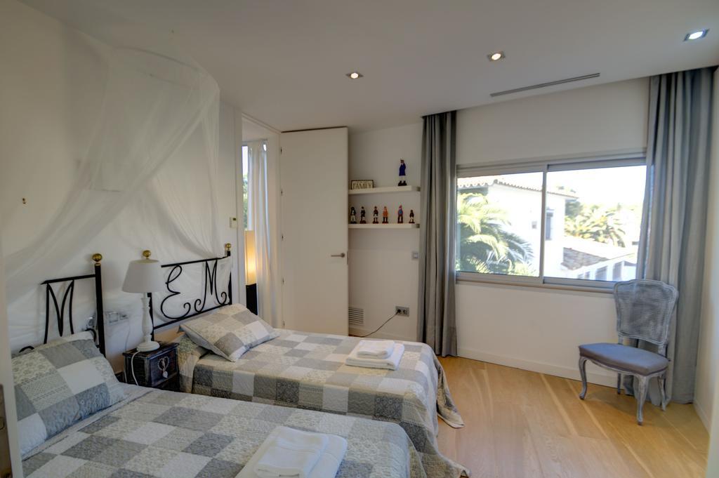 Villa Tarantino Sitges Exterior photo